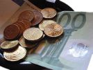 Európa, uvoľni sa konečne v daždi nových peňazí
