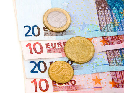 Cash Payment Restrictions: Slovak Reality