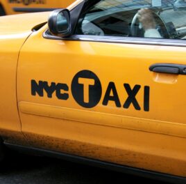 Staniční taxikári nie sú problém, ale symptóm (názor)