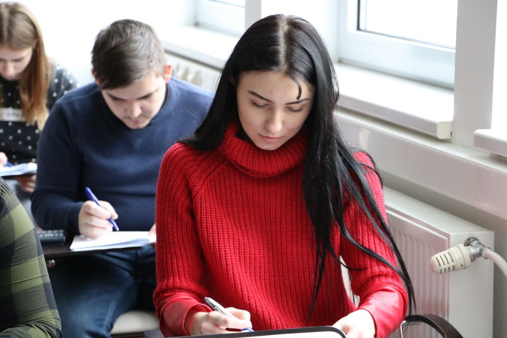 Finančná a ekonomická (ne)gramotnosť mladých Slovákov