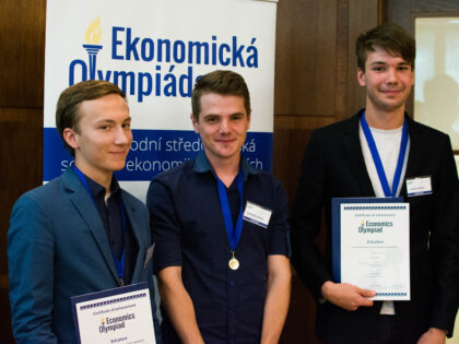 Slovak high school students won in the international finale of the Economics Olympiad