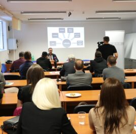 Tlačová konferencia k portálu Cena zamestnanca
