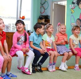 Nepotrebujeme masívnu výstavbu škôlok ani povinnú plošnú dochádzku
