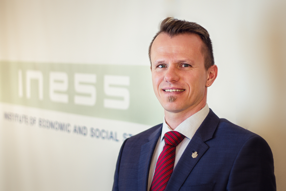 Riaditeľ INESS-u: Slovensko extrémne zbohatlo. Patríme medzi najbohatších ľudí na planéte