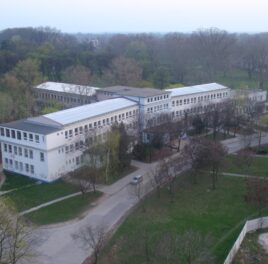 Boj zdravotných poisťovní o Hlohovec