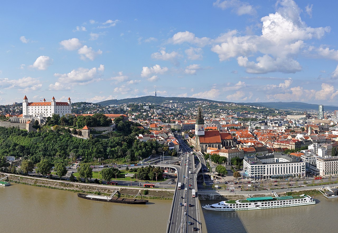 Kongresové centrum v ťažkých časoch