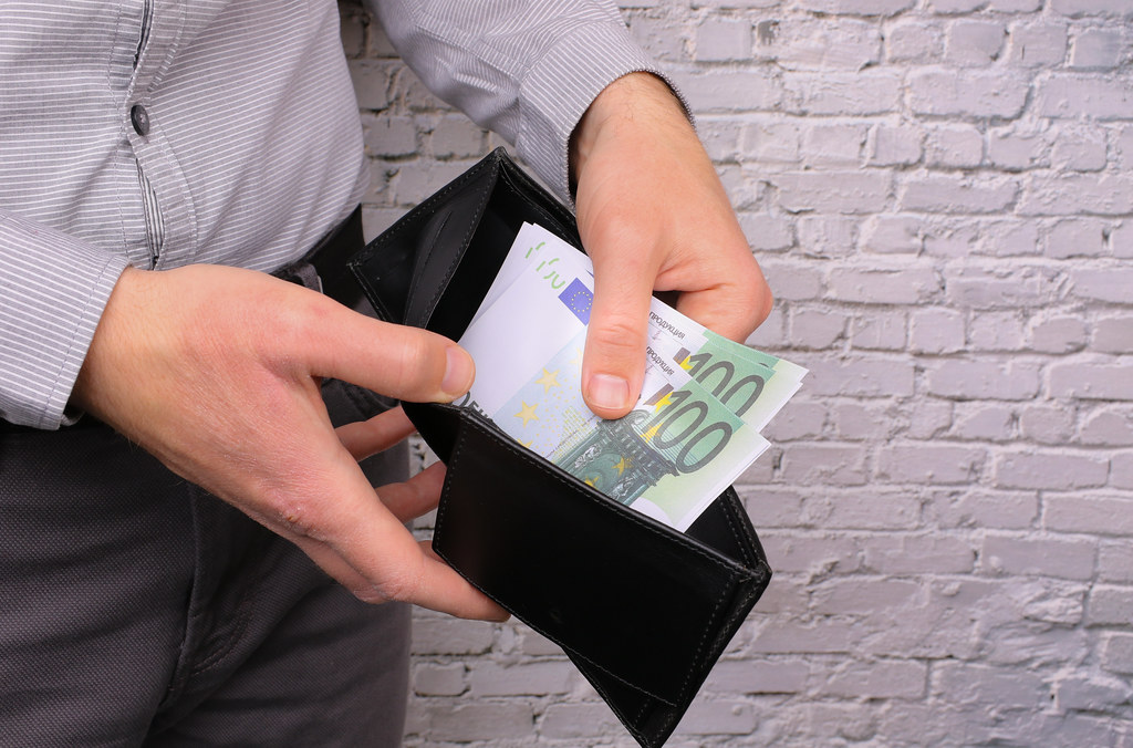Now Is Best Time for Slovakia to Do Away with Semi-Gross Wage
