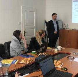 Seminár pre novinárov o nedostatku zdravotníkov