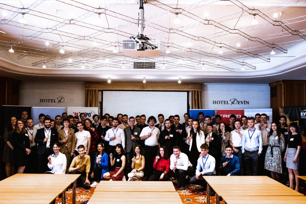 Economics Olympiad in Slovakia: Meet the winners of the fifth national finals