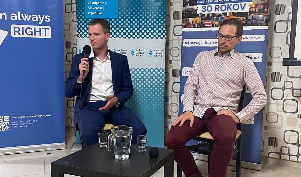 INESS na Letnej univerzite Občiansko-demokratickej mládeže
