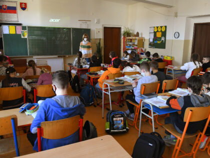 Nový minister školstva musí robiť nepekné veci
