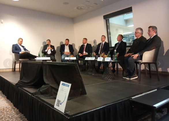 Diskusný panel APZ