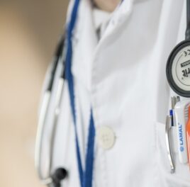 Ako si medici a medičky vyberajú špecializáciu