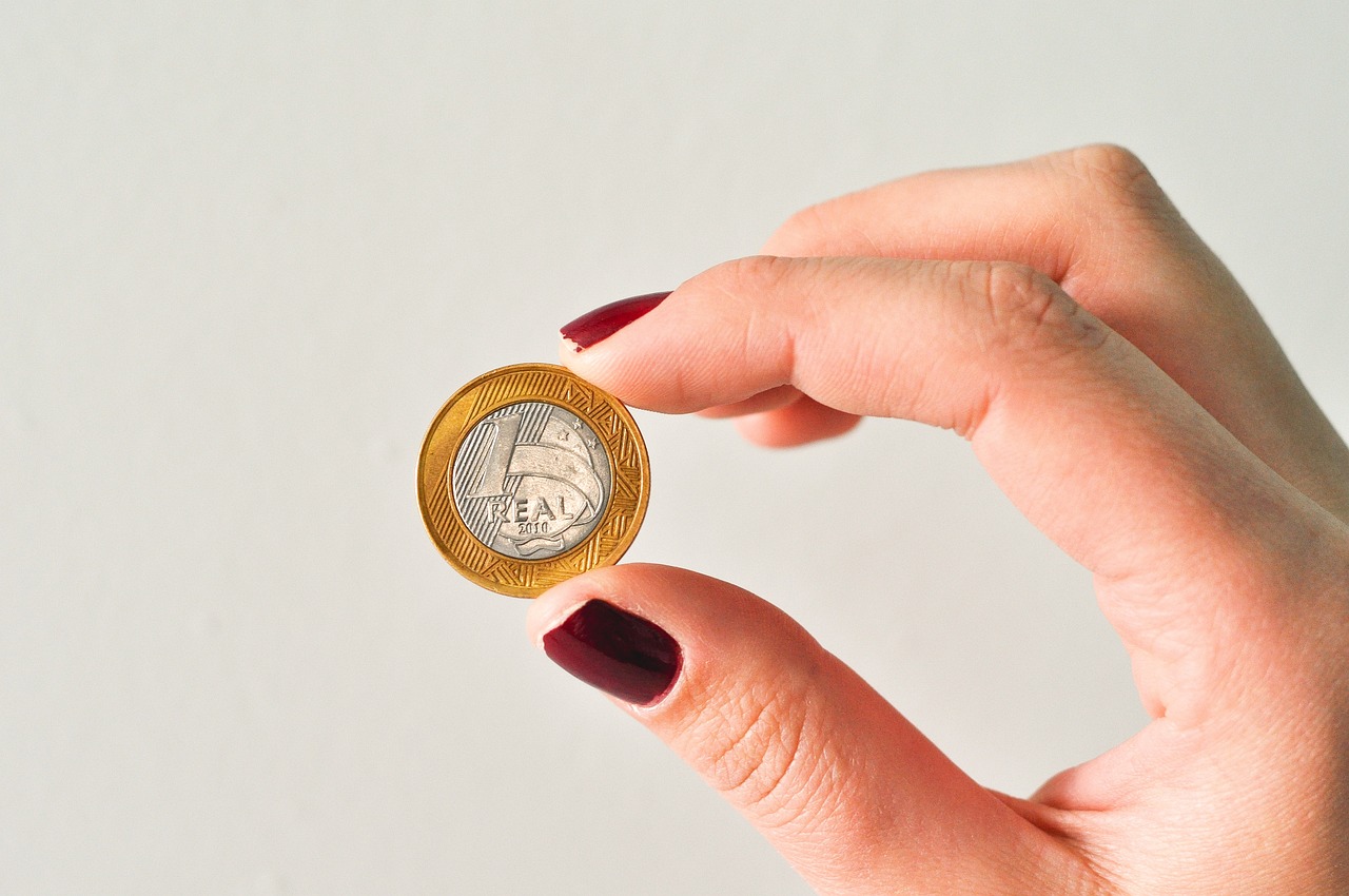 Slovakia’s Public Wages: Highest in V4, Exceeding EU Standards