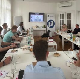 Od vízie k financovaniu: Ako zabezpečiť podporu pre politické myšlienky