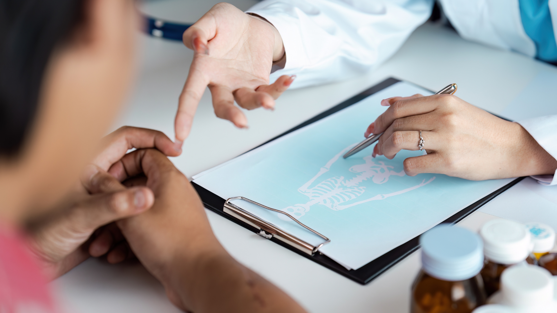 INESS do UCHA #109: Sú poistenci štátu nesvojprávni?